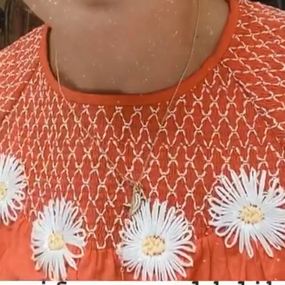 ISO this top! I need to know the brand! Help! :)